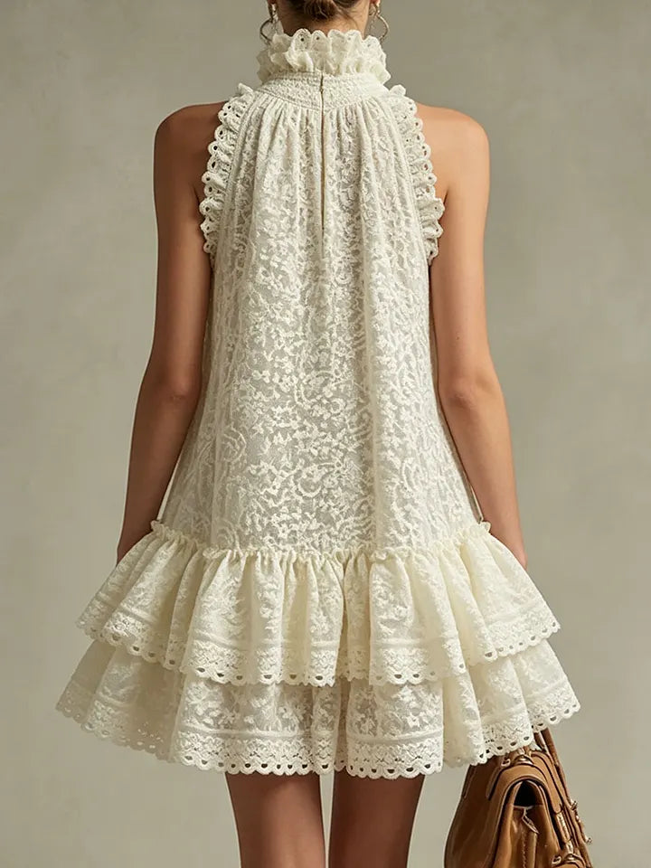 Minivestido Feminino Vintage Renda Bege, Sem Mangas e com Folhos