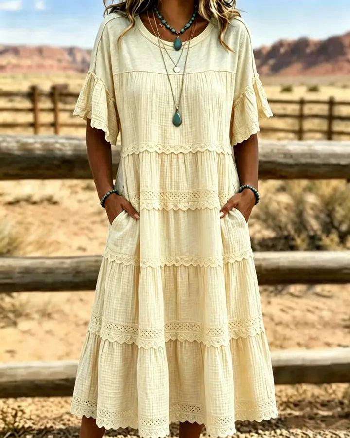 Vestido vintage em algodão e linho com estampado patchwork.