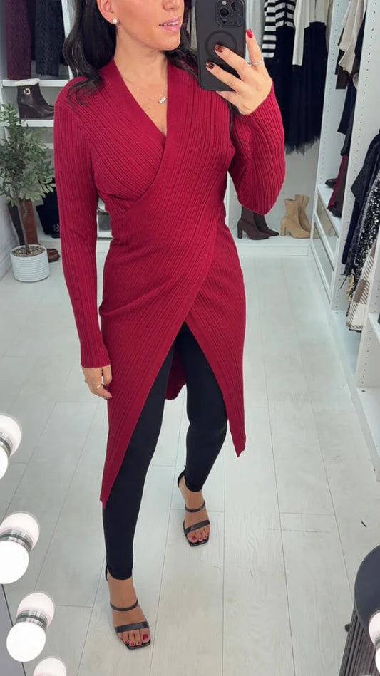 Blusa de mulher comprida casual de cor lisa com decote em V e corte irregular