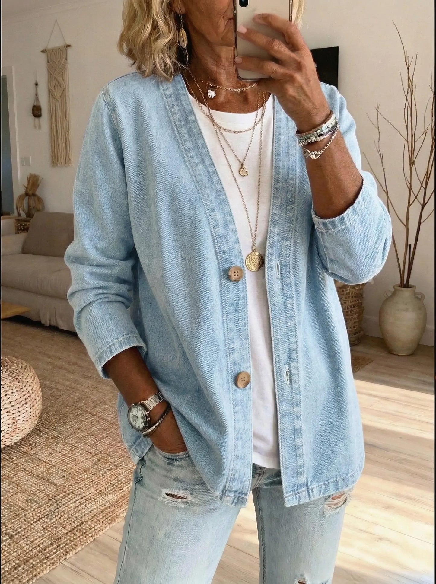 Cardigan feminino casual em jeans