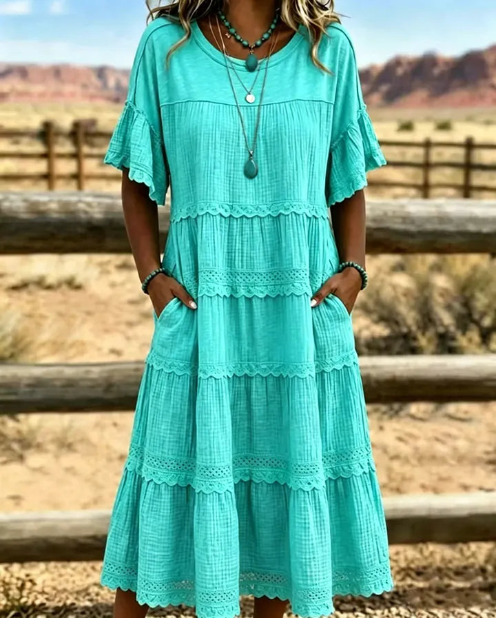 Vestido vintage em algodão e linho com estampado patchwork.