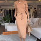 Linda | Conjunto de menina com blusa decote em V e saia